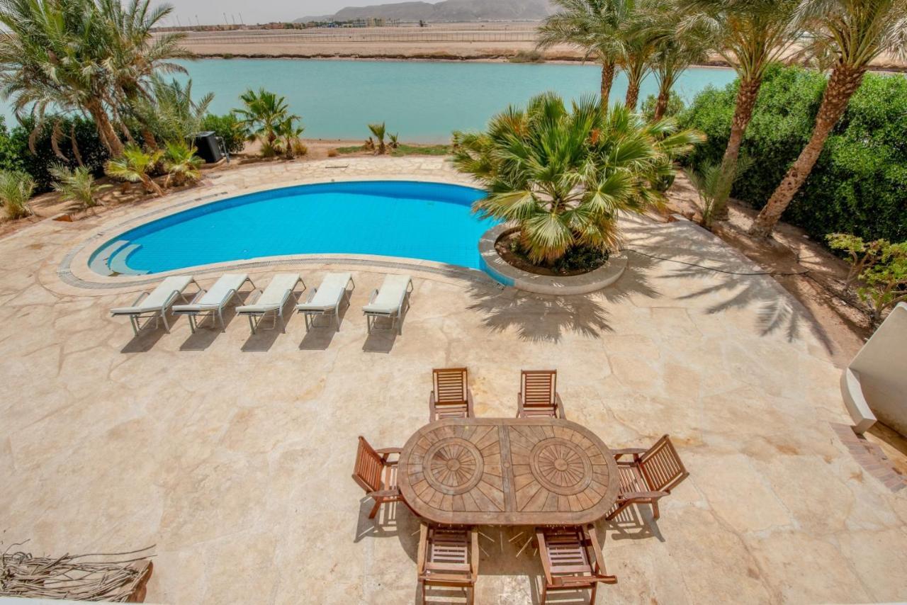 Beautiful 4 Bedroom White Villa With Heated Pool Hurghada Exterior foto